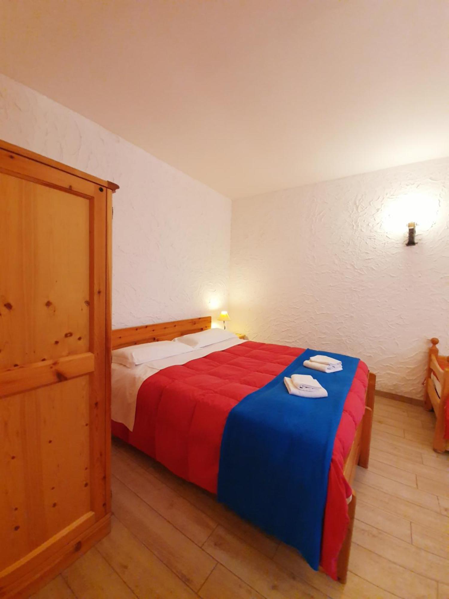 Residence Serra La Nave Ragalna Zimmer foto